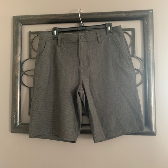 Hang Ten Other - Hang Ten Shorts Gray Men Size 34 NWOT